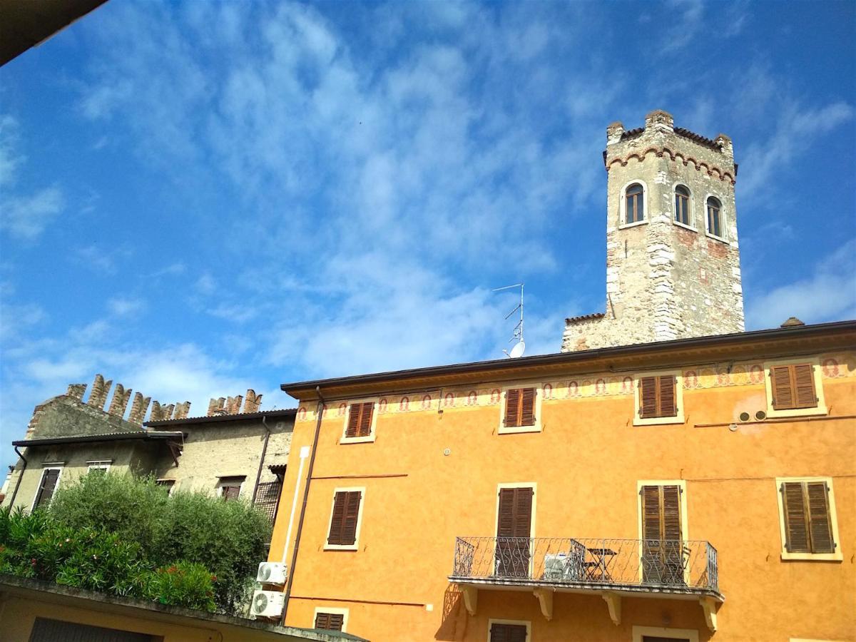 Aly D'Angelo Alla Torre - Immobiliare Azzurra Bardolino Luaran gambar