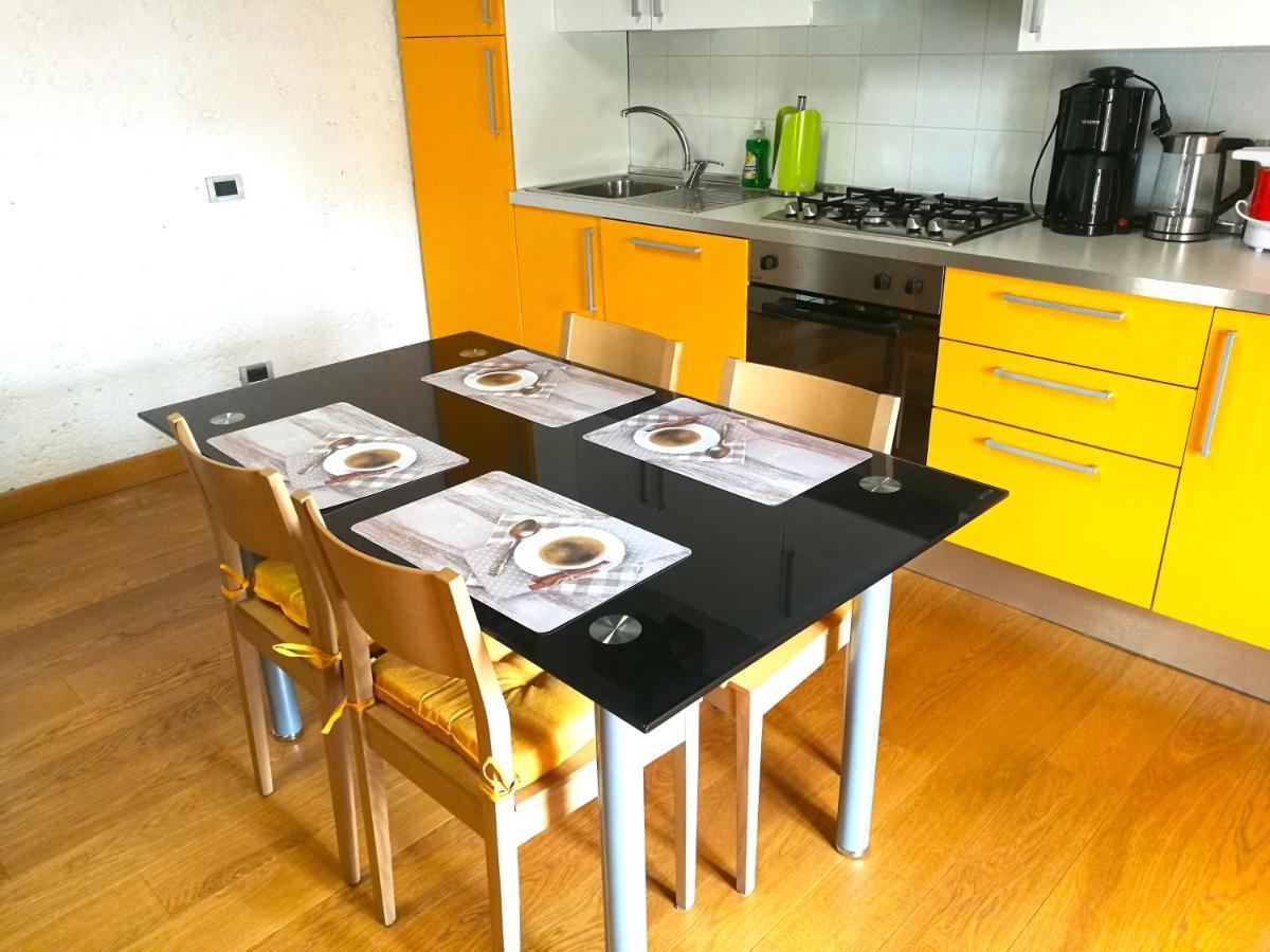 Aly D'Angelo Alla Torre - Immobiliare Azzurra Bardolino Luaran gambar