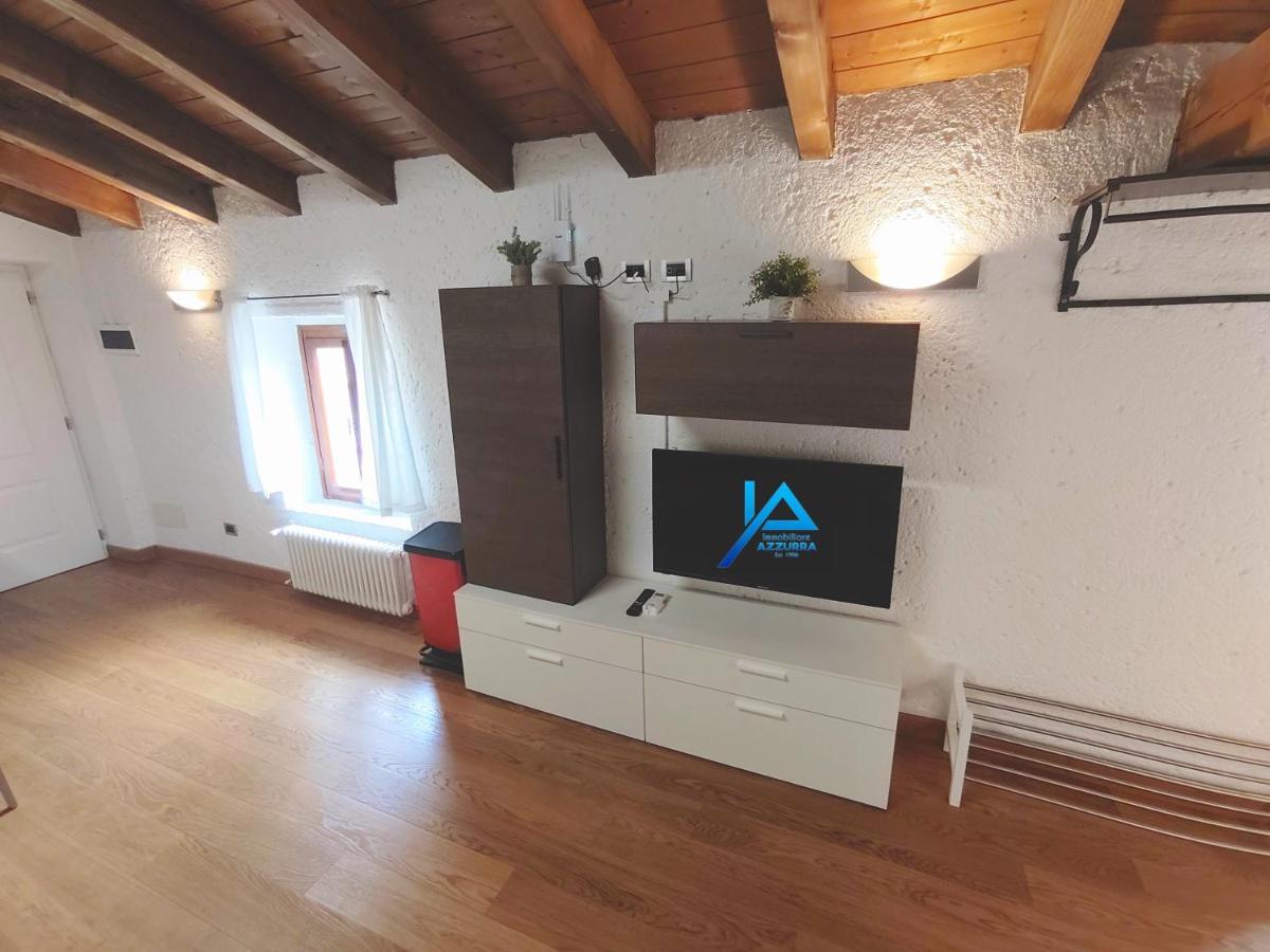 Aly D'Angelo Alla Torre - Immobiliare Azzurra Bardolino Luaran gambar