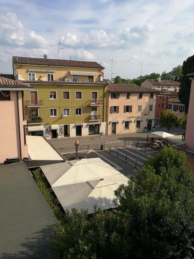 Aly D'Angelo Alla Torre - Immobiliare Azzurra Bardolino Luaran gambar